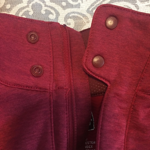 REI men’s half zip outdoor base layer pullover. M - Picture 12 of 16